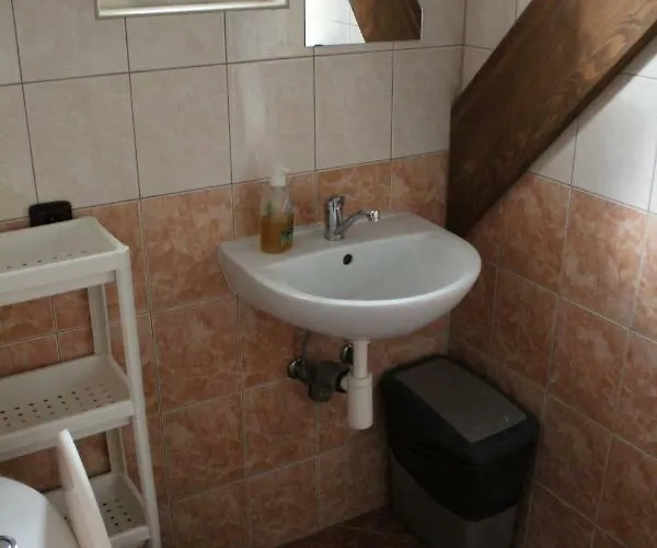 V Zelený Penzion 3*